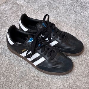 Gently Worn Adidas Sambas Women’s 8.5 Black and White Sneakers